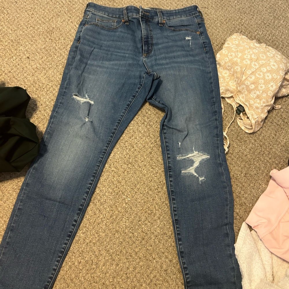 Universal Thread Blue Skinny Jeans